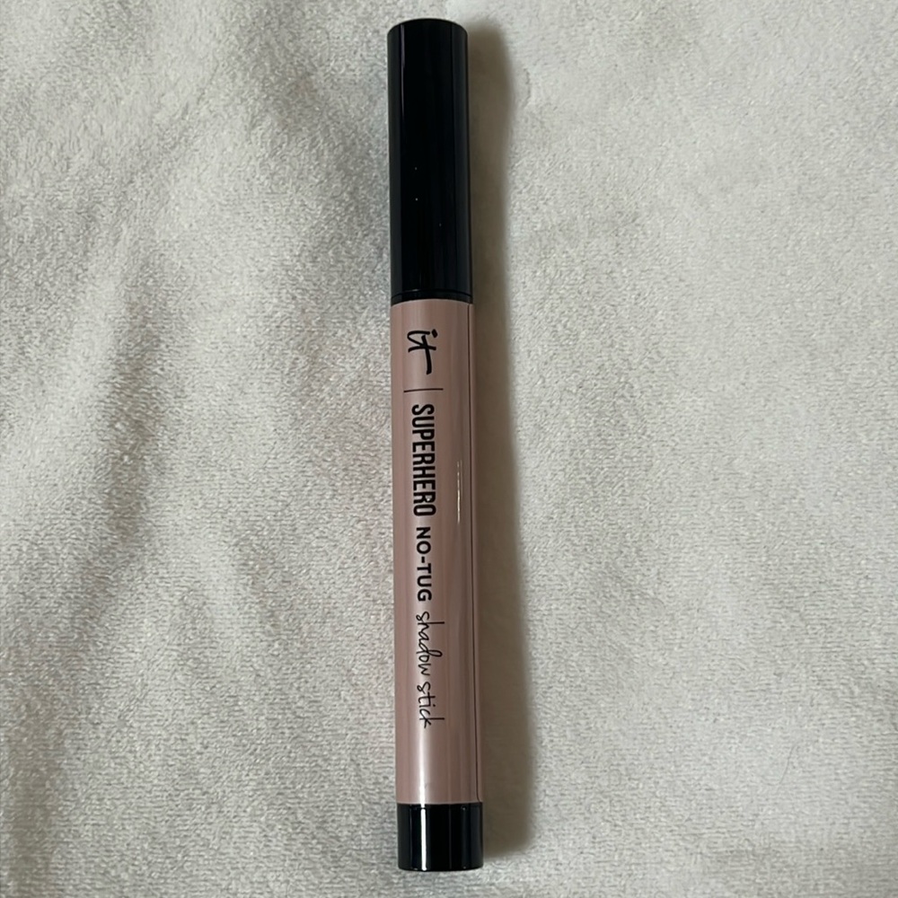 IT cosmetics Superhero No-Tug Shadow Stick!